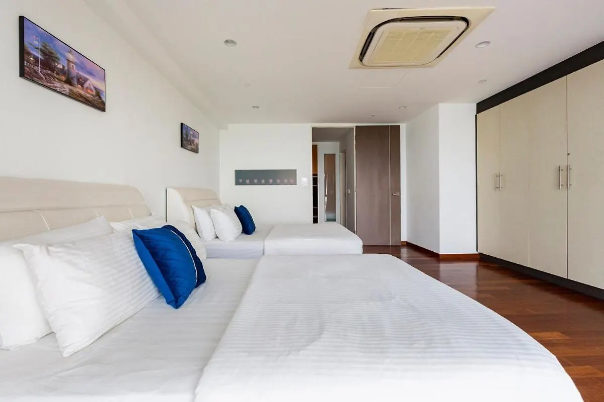 Cozy Seaview Duplex Apartment At Sunrise Gurney ジョージタウン
