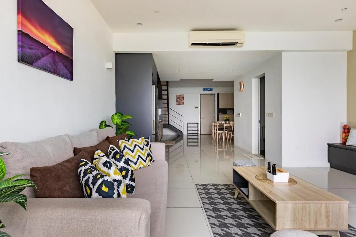 Cozy Seaview Duplex Apartment At Sunrise Gurney ジョージタウン